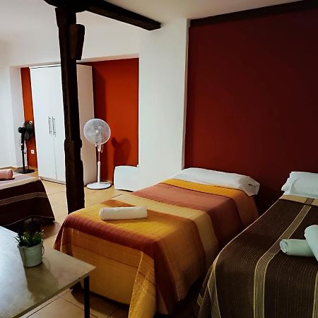 Corrala De San Anton. Sencillo Apartamento En Pleno Centro Гранада Екстериор снимка