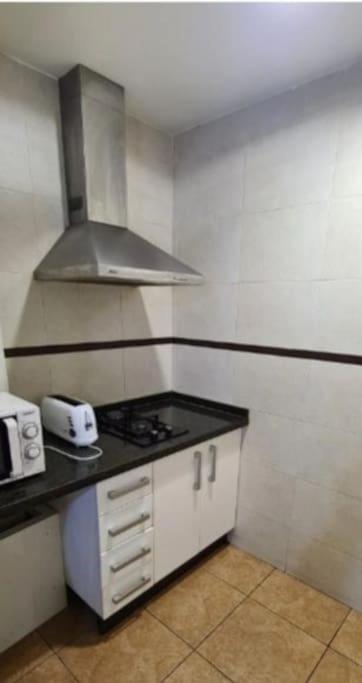Corrala De San Anton. Sencillo Apartamento En Pleno Centro Гранада Екстериор снимка
