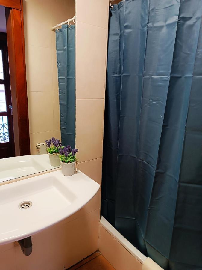 Corrala De San Anton. Sencillo Apartamento En Pleno Centro Гранада Екстериор снимка