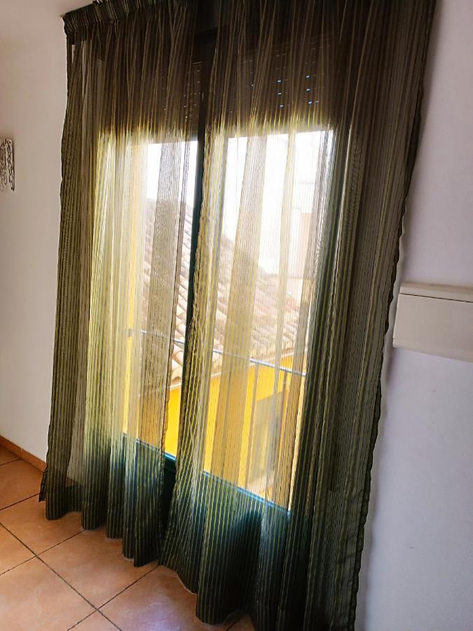 Corrala De San Anton. Sencillo Apartamento En Pleno Centro Гранада Екстериор снимка